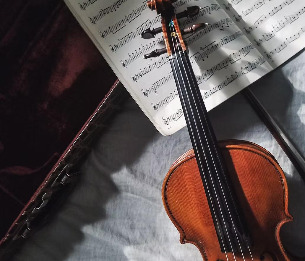 Violin on sheet music